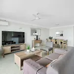 Crown Towers 2 Bedroom Ocean View Apartment Surfers Paradise
