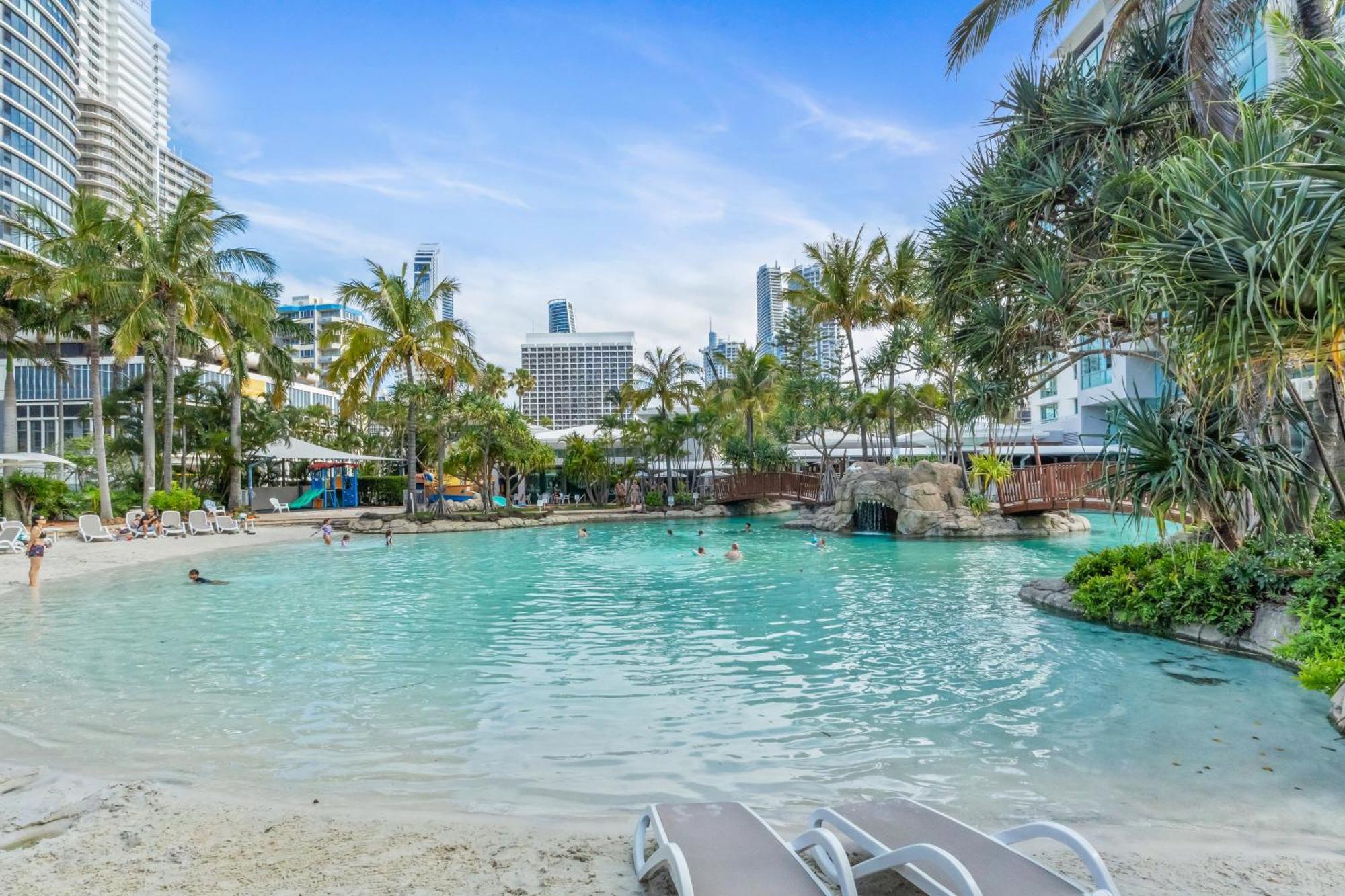 Crown Towers 2 Bedroom Ocean View Surfers Paradise Gold Coast