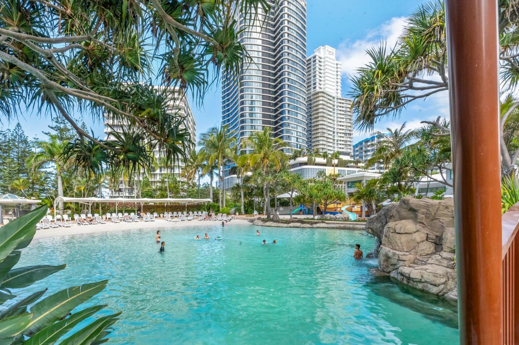 Crown Towers 2 Bedroom Ocean View Surfers Paradise Gold Coast